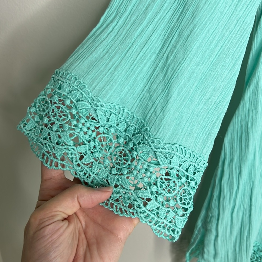 Isaac Mizrahi New York Daisy Crochet Lace Cover Up Tunic size Small - Picture 7 of 13